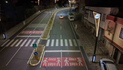 Kahramanmaraş Büyükşehir Belediyesi Andırının prestij caddesini yeniledi