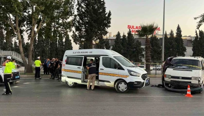 Kahramanmaraşta trafik kazası: 1 ölü, 2 yaralı
