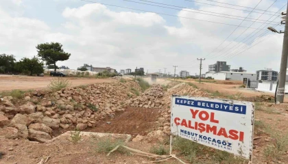 Kepezin Demirel Mahallesinde dere ıslah çalışması yapıldı