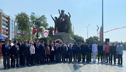 Kıbrıs Barış Harekâtının 51. yılı nedeniyle Antalyada tören düzenlendi