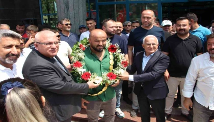 Kırkpınar Başpehlivanı Orhan Okulu baba ocağında coşku ile karşılandı