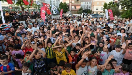 Mahallelerde eğlence Sahne Kepez ile başladı