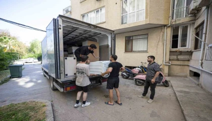 Mersinde üniversitelilere ücretsiz nakliye desteği