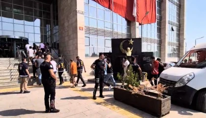 Mersindeki fuhuş operasyonunda gözaltına alınan şüphelilerden 19u tutuklandı