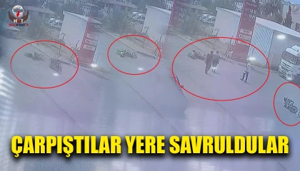 Motosikletlerin çarpışmasıyla yere savruldular