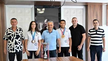 Muratpaşanın sporcularından altın zafer