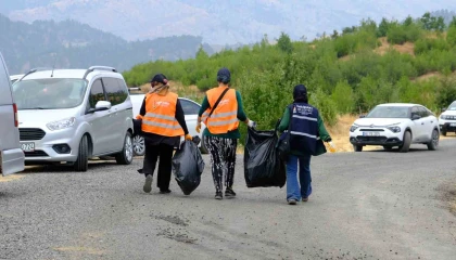 Onikişubat Belediyesi yangın bölgesinde