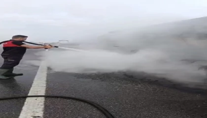 Osmaniyede asfalt yüklü tankerde çıkan yangın söndürüldü