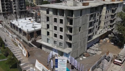 Osmaniyede rezerv alanda binalar yükseliyor