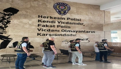 Tapuda sahte kimlikle satış girişimi: 4 kişi tutuklandı