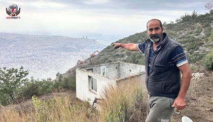 Taş ocağında gerçekleştirilen patlamalarda savrulan taşlardan canlarını zor kurtardılar