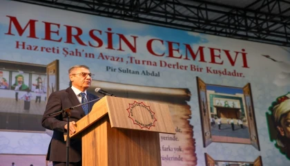 Vali Toros, Alevi Kültür Derneğinin Geleneksel Aşure Etkinliğine katıldı