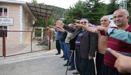 Vatandaşların köy adına alındı sandıkları konak, eski muhtarın çıktı