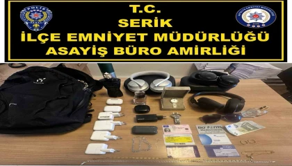 Villadan hırsızlık yapan şüpheli, çalıntı eşyalarla birlikte Alanyada yakalandı