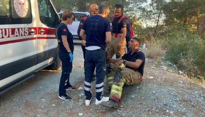 Hatay'daki Orman Yangınında İtfaiyeci, Yaralı Olmasına Rağmen Yangın Alanını Terk Etmedi