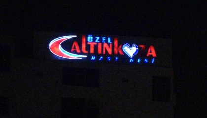 33 yaşındaki kadın mide ameliyatı sonrası öldü, aile hastaneyi bastı