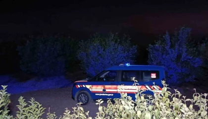 Adanada düşen eğitim uçağının enkazında ekipler inceleme yaptı