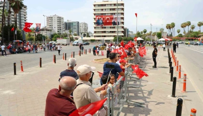 Adanada Zafer Bayramı kutlamaları