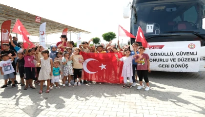 Adanadan 691 Suriyeli daha ülkesine döndü