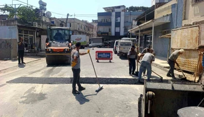 Akdenizin sokaklarında yenileme ve düzenleme çalışmaları sürüyor