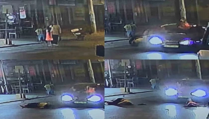 Anne ve kızına otomobilin çarptığı kaza kamerada