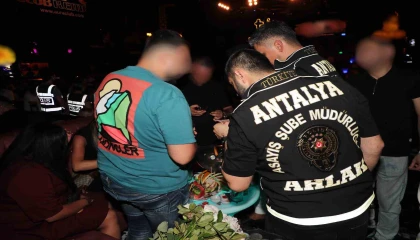 Antalyada 2 haftada 747 aranan şahıs yakalandı