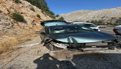 Antalyada trafik kazası; 5 yaralı