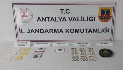 Antalyada uyuşturucu operasyonunda çok sayıda madde ele geçirildi