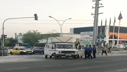 Baba, tartıştığı oğlu ile arkadaşını silahla yaraladı