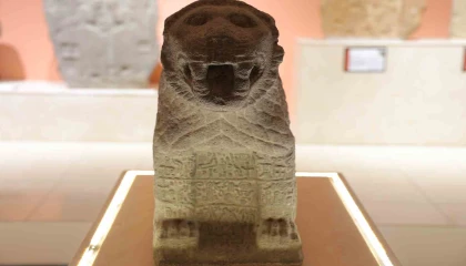 Deprem sonrası yenilenen Kahramanmaraş Müzesi ziyaretçilerini ağırlıyor