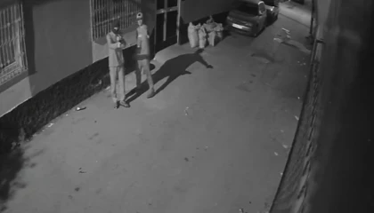 Ev kurşunlayan iki şüpheliden biri yakalandı