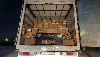 Evden eve taşımacılık yapılan kamyonda 7 milyon adet kaçak makaron çıktı