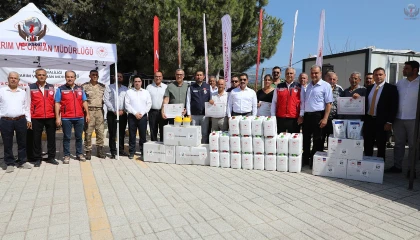 Hatay’da Akdeniz meyve sineğiyle mücadele kapsamında çiftçiler desteklendi
