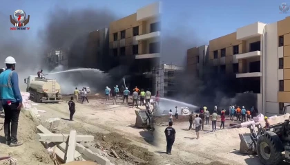 İnşaat halindeki bina alevlere teslim oldu