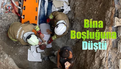İskenderunda bina boşluğuna düşen şahıs yaralandı