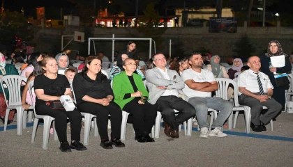 Isparta Belediyesinden Dere ve Yenice Mahallelerine sinema keyfi