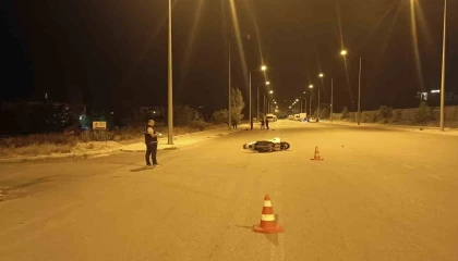 Ispartada iki motosiklet çarpıştı: 2 ölü, 1 yaralı