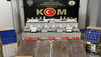 Ispartada kaçak tütün operasyonu: 113 bin 900 dal makaron ele geçirildi