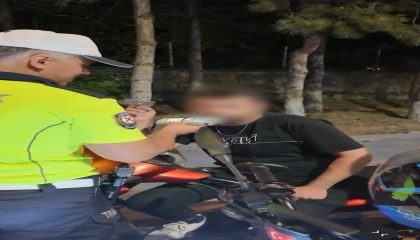 Ispartada polis denetimlerinde 21 aranan şahıs yakalandı