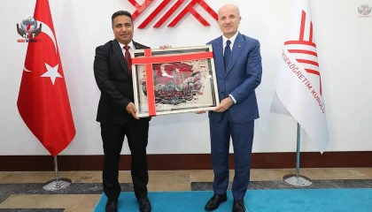 İSTE REKTÖRÜ DURUEL'DEN ÖZVAR'A TEBRİK ZİYARETİ