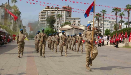 Mersinde 30 Ağustos Zaferi coşkuyla kutlandı