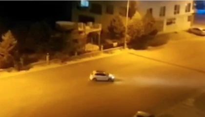 Mersinde drift atan sürücünün ehliyetine 5 yıl süreyle el konulurken, araç 2 ay trafikten men edildi