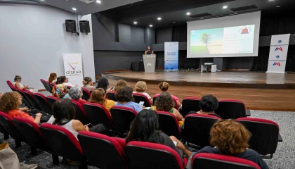 Mersinde kadınlara iş hayatı için farkındalık eğitimi