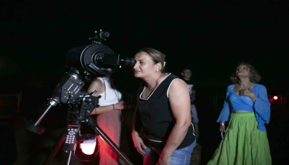 Mersinliler, meteor yağmurunu gözlem şenliğinde izledi