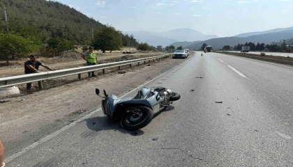 Osmaniyede iki motosiklet çarpıştı: 2 yaralı