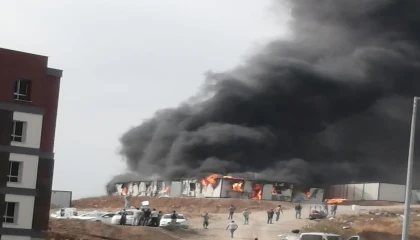 Osmaniyede inşaat işçilerinin kaldığı konteynerde yangın