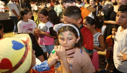 Sahne Kepez Ulus Mahallesine renk kattı