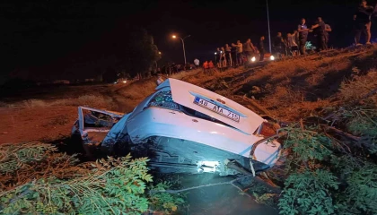 Tarlaya uçan otomobil hurdaya döndü: 1 ölü, 1 yaralı