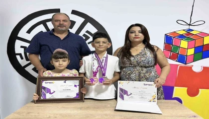 Teknolojik aletlerden uzak tutularak büyütülen Ümit, Taylandda düzenlenen bilim olimpiyatlarda üçüncü oldu