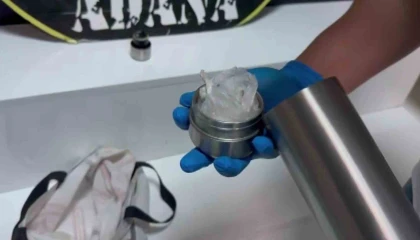 Termosa zulaladığı uyuşturucuyu polis buldu, içiciyim savunması yaptı